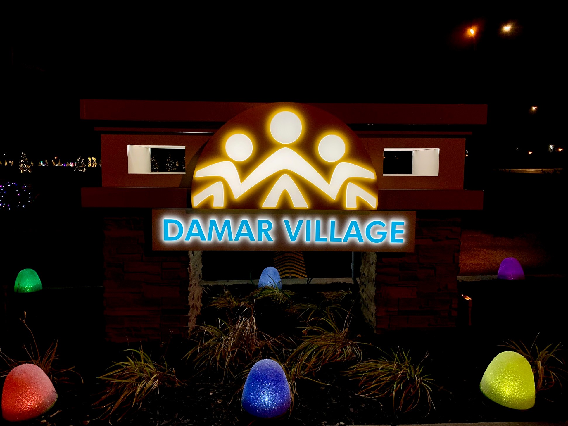 Damar Holiday Village events